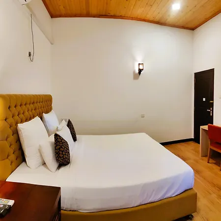 Aura By Epic Collection Hotel Mirissa Exterior photo